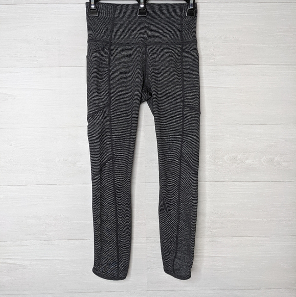 Athleta High Rise Pixel Chaturanga To Town Legging - Picture 3 of 10